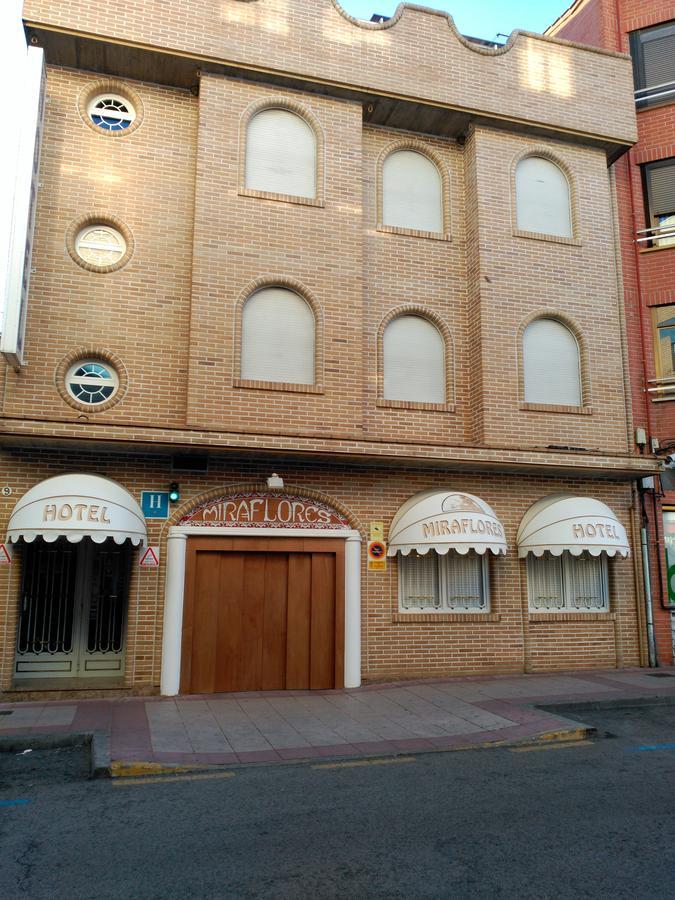 Hotel Miraflores Alcobendas Exterior photo